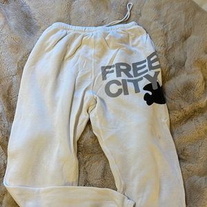 Freecity sweatpants